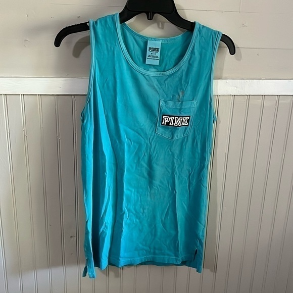 PINK Victoria's Secret Tops - PINK‎ tank